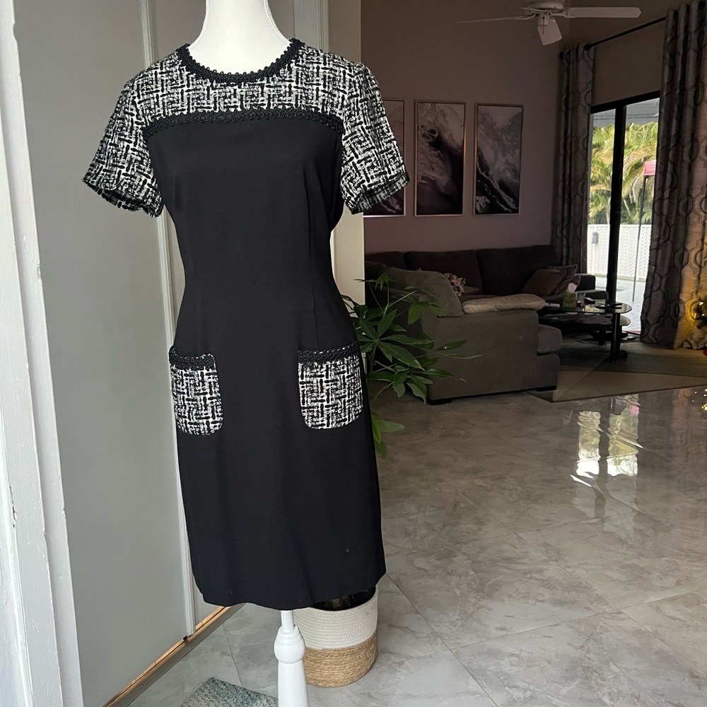 Karl Lagerfeld Paris Black & White Dress | Parisienne Style | Pockets